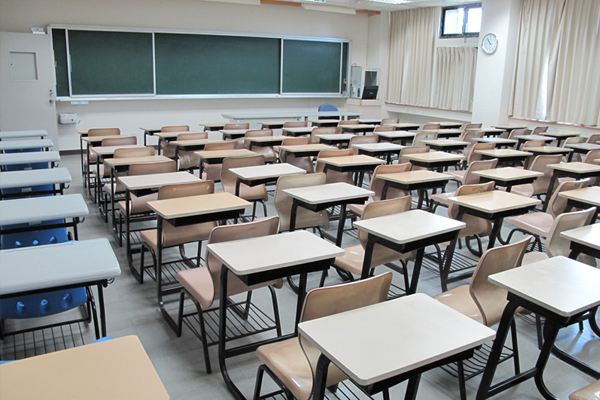 山东学校家具修复的技巧