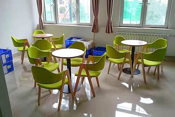 学校家具